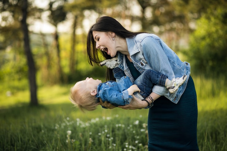 Cangurus para Bebê: A Liberdade para a Caminhada ao Ar Livre